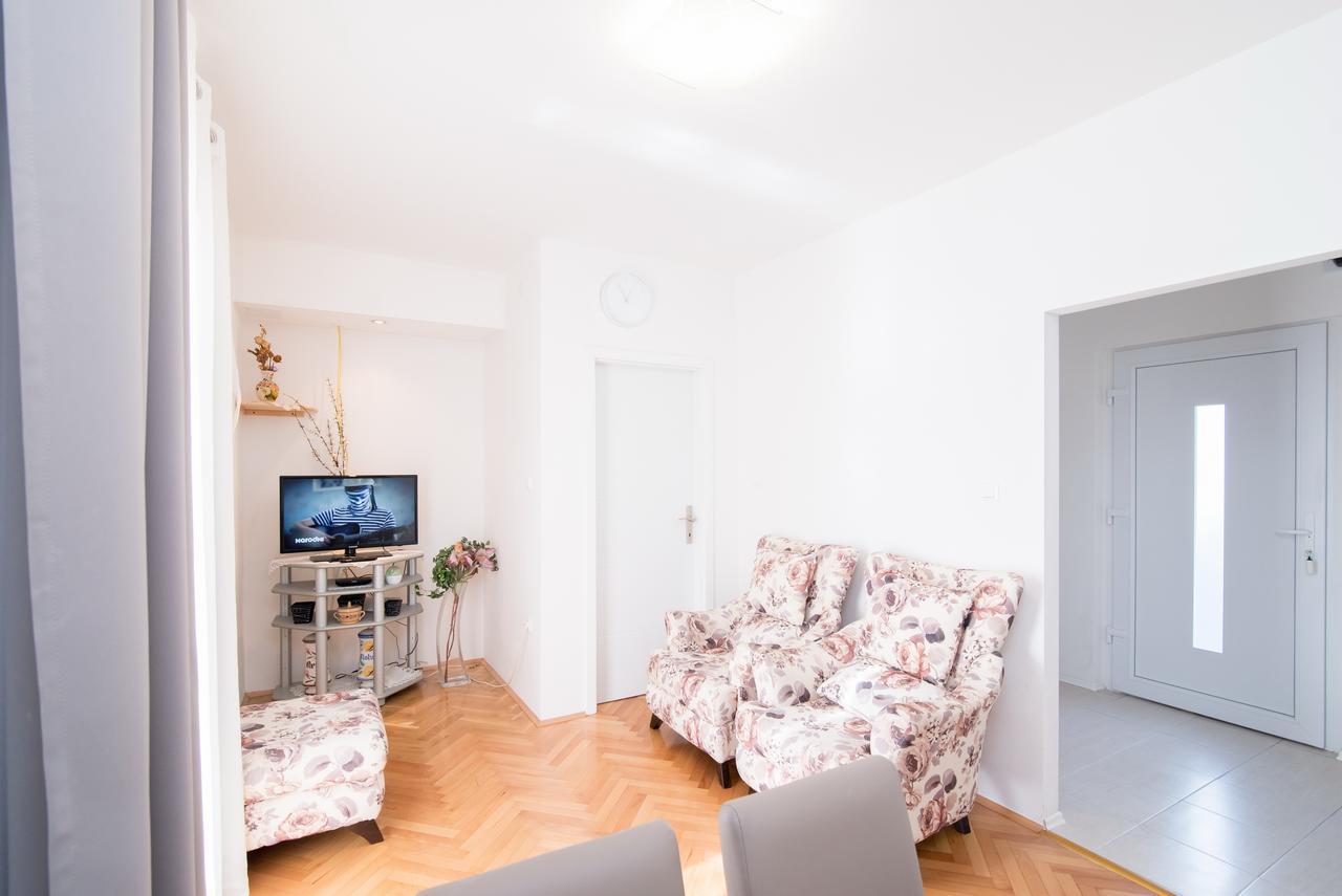 Apartment Seventh Heaven Podstrana Exterior photo